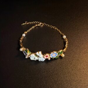 NewVintage Lumi Bun