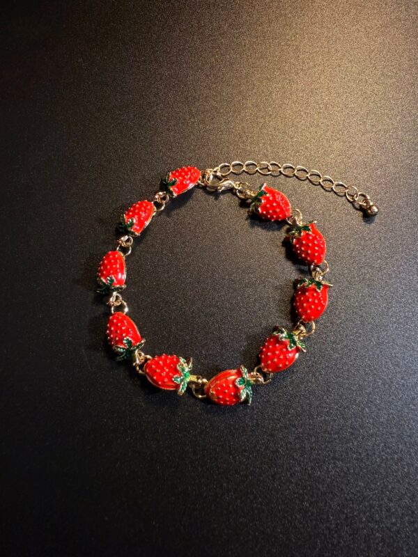 New Vintage   Strawberry