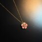 ヴィンテージ古着 Blush Petal Drop 桜モチーフの開閉式ネックレス 鎖骨チェーン